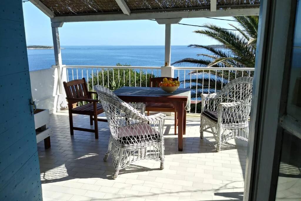 Вилла Getaway House Gundula Podstrazje Экстерьер фото